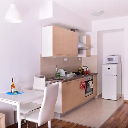 Corvin Hotel apartamentowy 4*