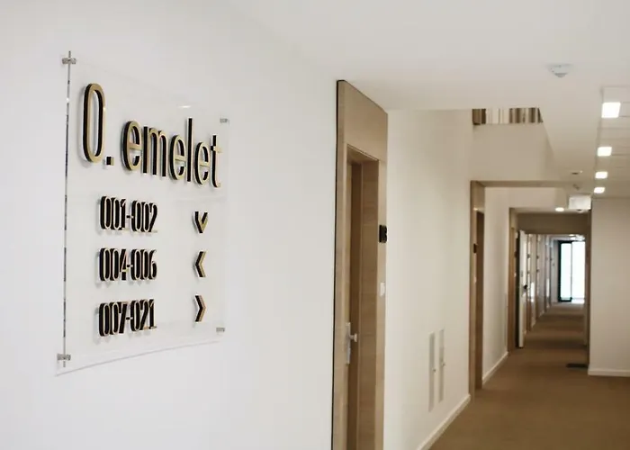 Apart-hotel Corvin 4*