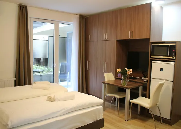 Corvin Apart-hotel 4*