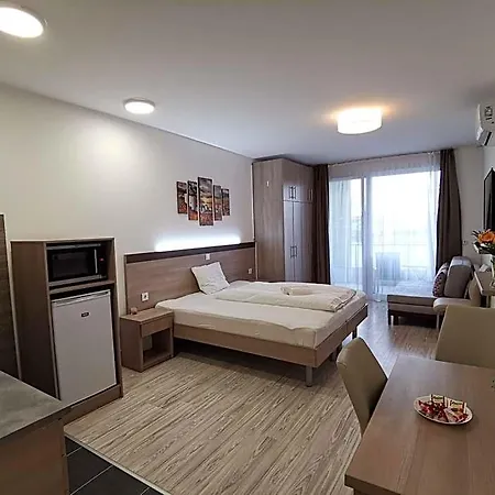 Corvin Aparthotel