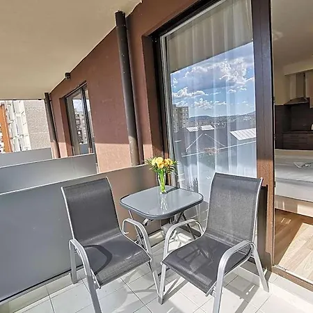 Apartahotel Corvin