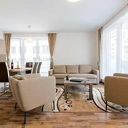 Aparthotel Corvin 4*