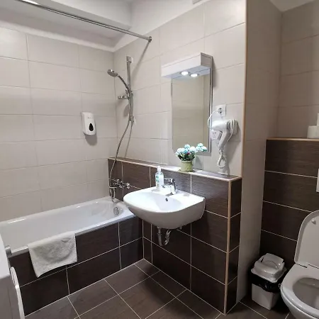 Corvin Apartahotel 4*